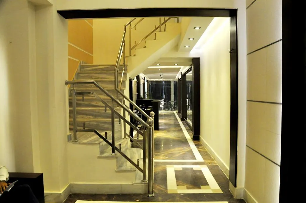 Hotel Love Kush Agra