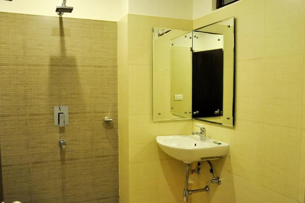 Hotel Love Kush Agra  3*, Agra (Uttar Pradesh)